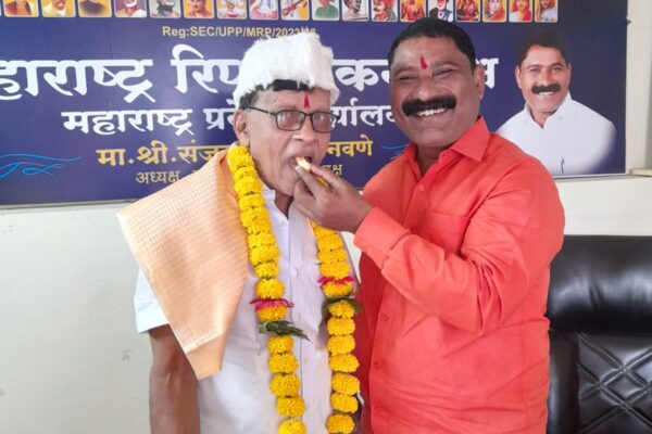 भारतीय जैन संघटना तालुकाध्यक्ष मा.धरमचंद लोढा यांचा महाराष्ट्र रिपब्लिकन पक्ष प्रदेश कार्यालय येथे वाढदिवस संपन्न !