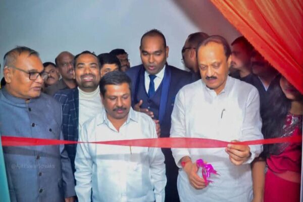 उपमुख्यमंत्री अजित पवार यांच्या हस्ते पुणे येथे चौगुले असोसिएट व लॉ फर्मचे उद्घाटन